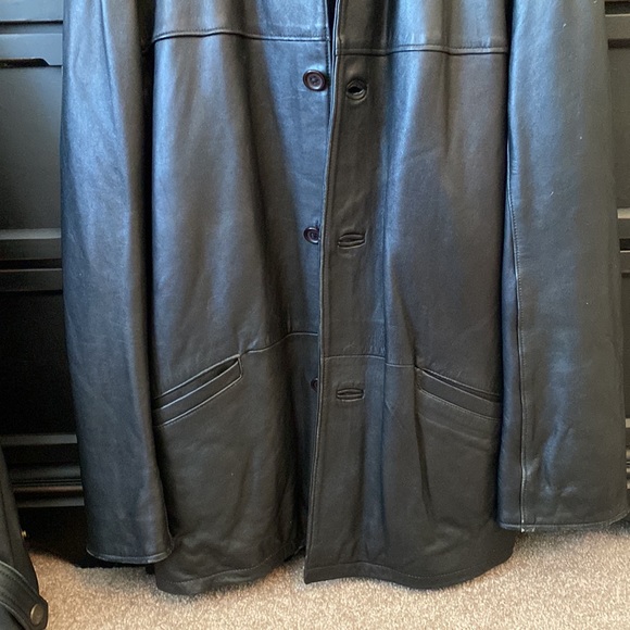 Vintage black Leather jacket - Picture 3 of 15